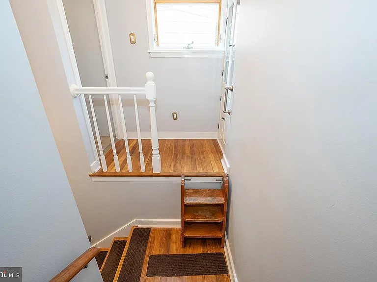 353 S Old Middletown Rd — Photo 27