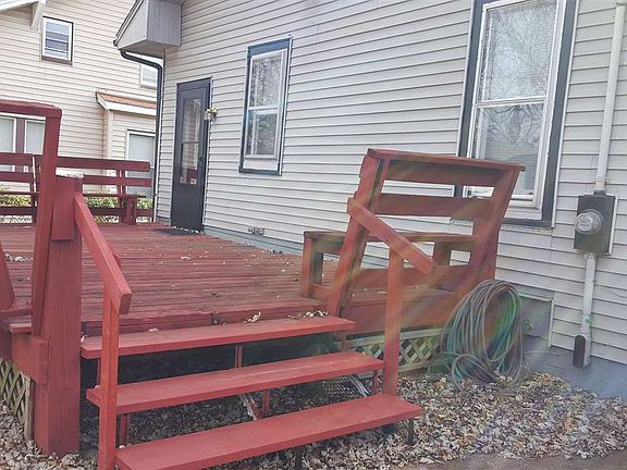 4th image of 1000 E Blackford Ave