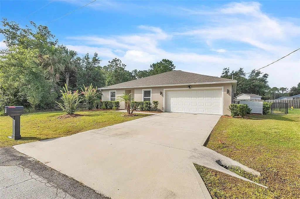 3 bed, 2.0 bath, 1552 sqft, $2,250 — Photo 2
