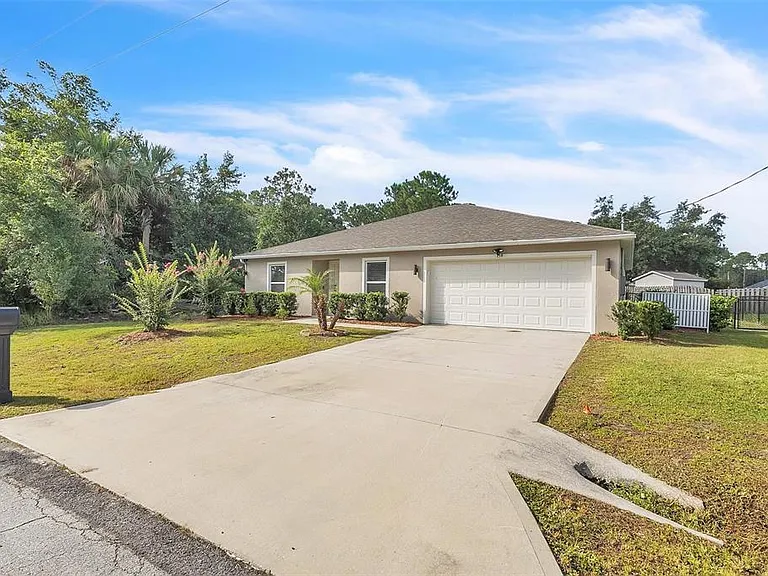159 Persimmon Dr — Photo 2