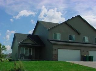 302 15th Ave SE, Lonsdale, MN 55046