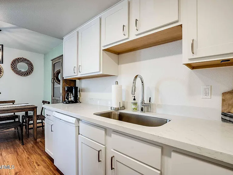 7906 E Keim Dr — Photo 15