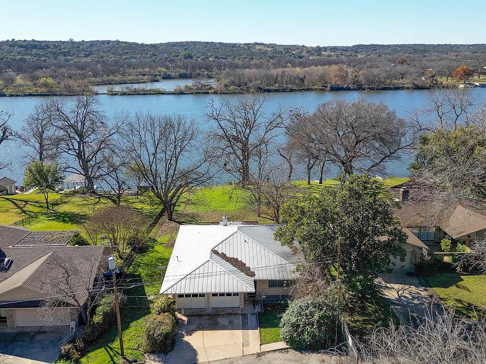 1st image of 1216 Pecan Drive