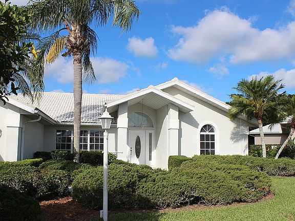 2nd image of 1757 Cartina Way