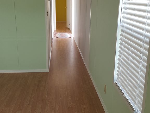 5th image of 525 Jeremy Dr
