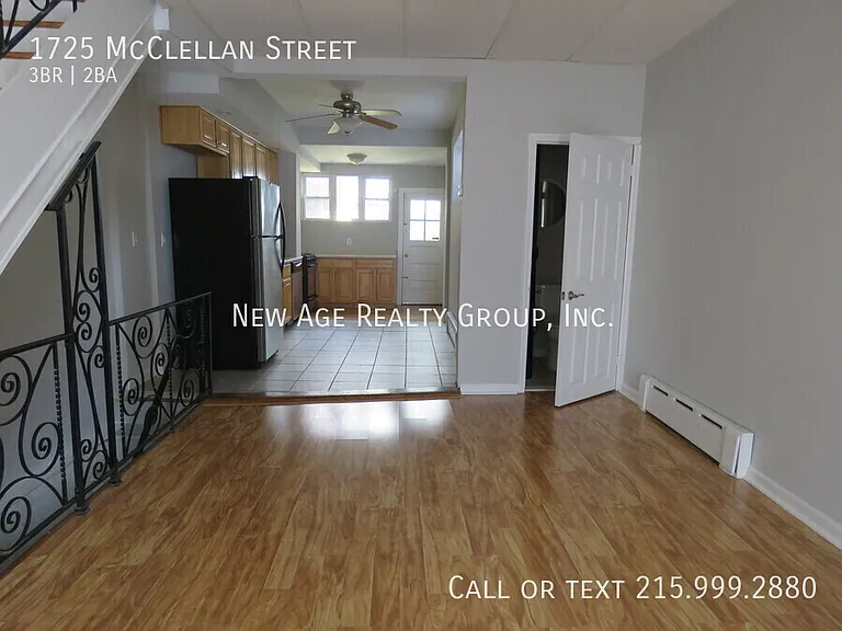 1725 McClellan St — Photo 3
