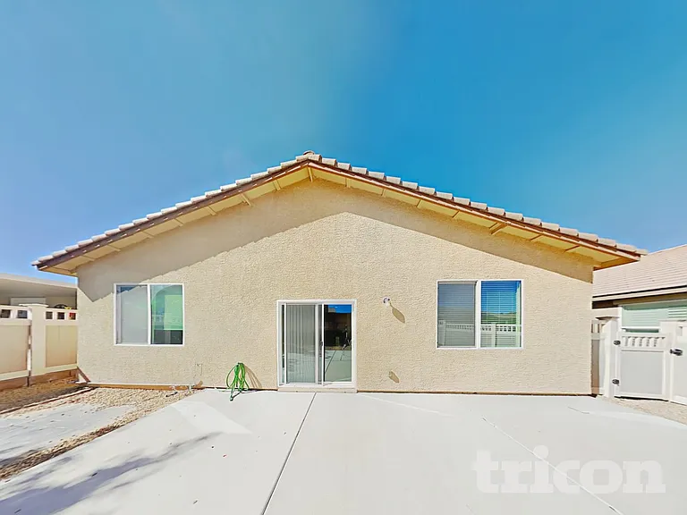 1020 Fishing St — Photo 16