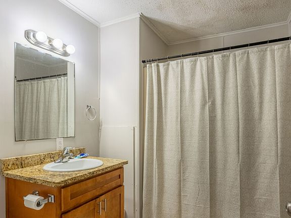 4th image of 322 Conradi St #4A
