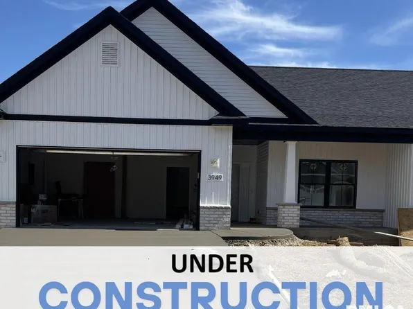 3949 Meadowlark Ct, Bettendorf, IA 52722