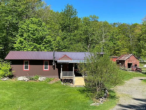 74 Lamoree Rd Photo 1