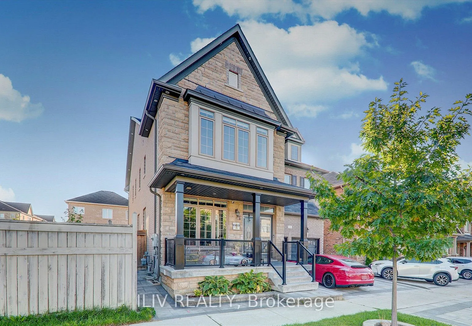 3 bed, $1,950 — Photo 2