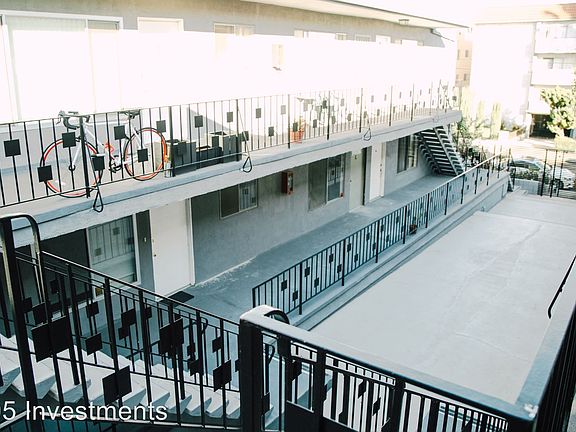5th image of 1349 N Martel Ave APT 8