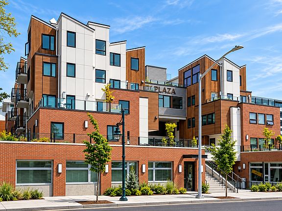 2nd image of 330 4th St #405