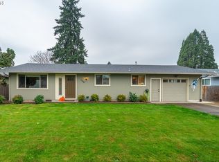 807 Hulet Ave, Newberg, OR 97132