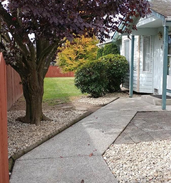 1st image of 1067 Alder Ave #B