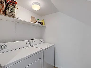 3rd image of 5807 Cougar Dr Unit D