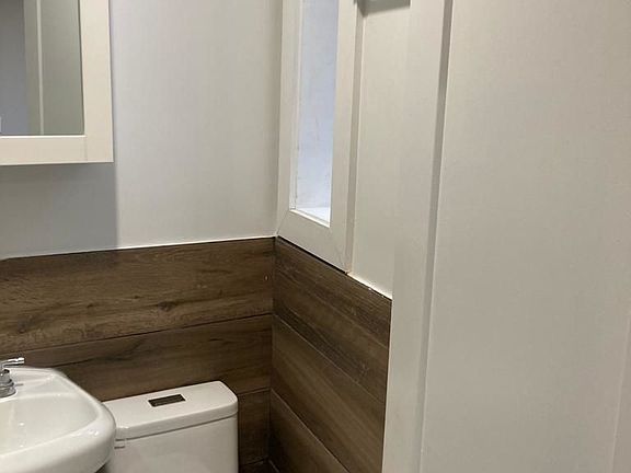 5th image of 136 W 111th St #3WF
