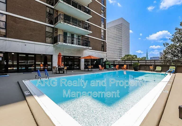 620 Peachtree St NE #901 — Photo 14