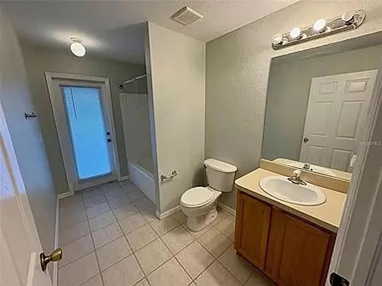 2399 Oracle Ln — Photo 11