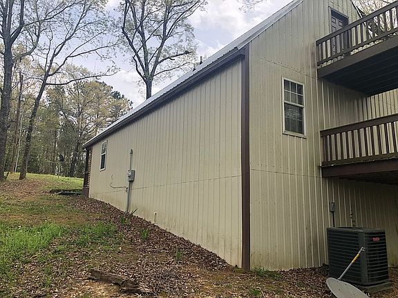 3rd image of 62 Katherine Dr