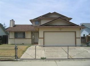 8221 Steinbeck Way, Sacramento, CA 95828