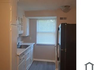 5647 Hamilton Ave APT 4, College Hl, OH 45224