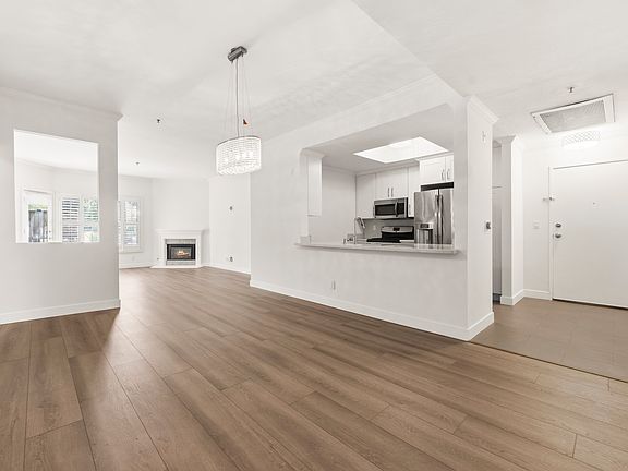 3rd image of 501 E Del Mar Blvd APT 112