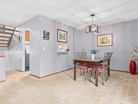 4th image of 3772 Red Robin Ln