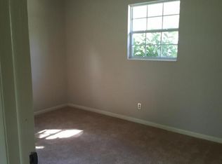 6828 Miss Muffet Ln N, Jacksonville, FL 32210
