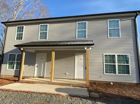 1472 B St, Mount Pleasant, NC