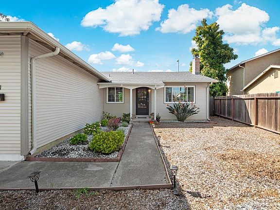 4th image of 151 Inverness Drive