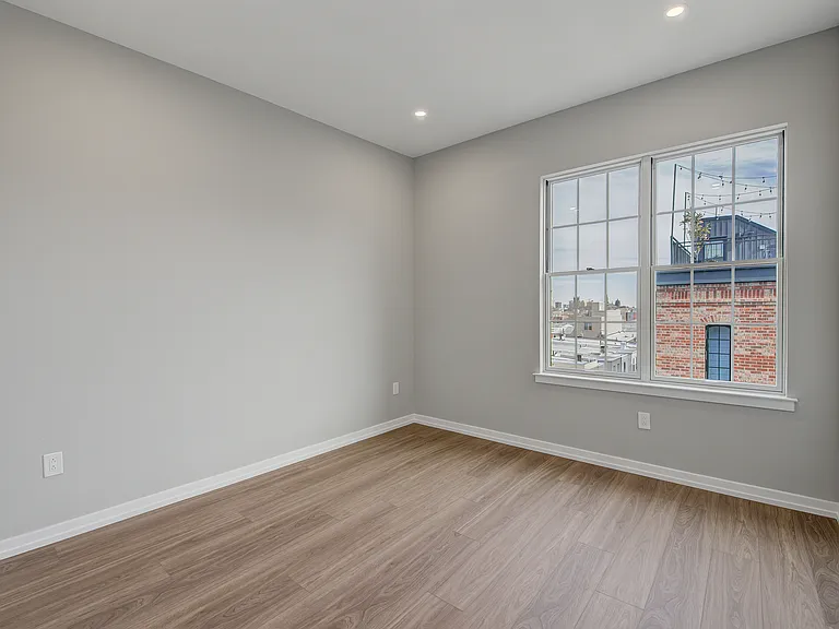2445 Innovator Way — Photo 59