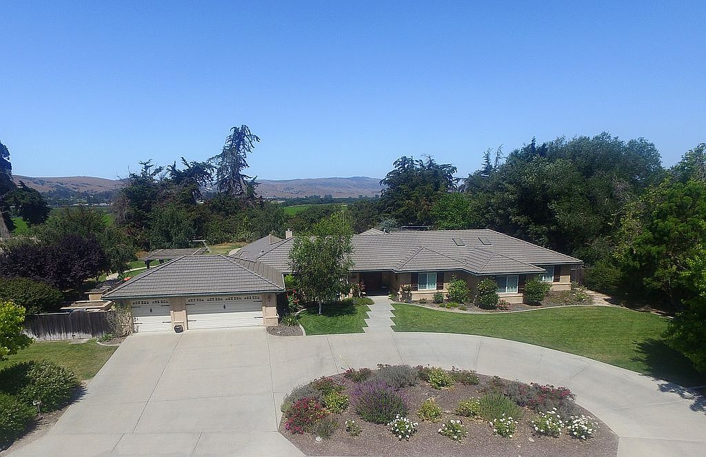 4385 Kapalua Dr, Santa Maria, CA 93455 Zillow