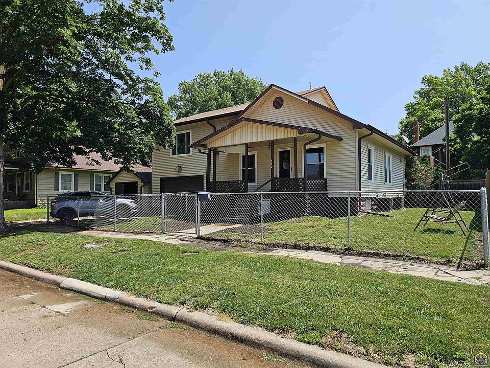1st image of 112 N 13th St