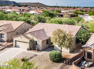 848 W Bosch Dr, Green Valley, AZ 85614