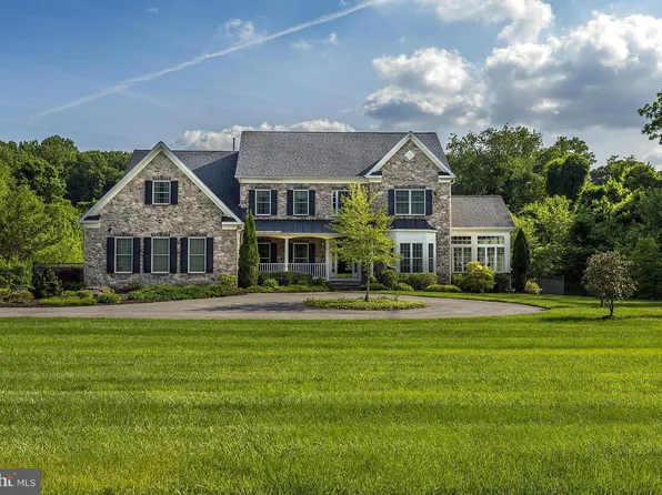 1411 Paddocks Ct, Crownsville, MD 21032