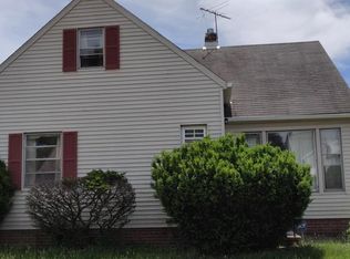 24530 Glenforest Rd, Euclid, OH 44123