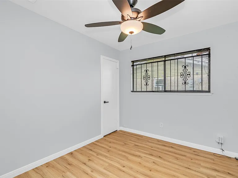 11018 Long Gate Dr — Photo 28