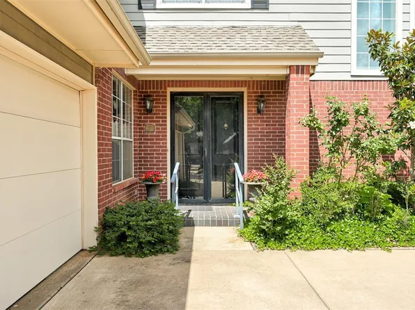 8670 N May Ave #49D, Oklahoma City, OK 73120