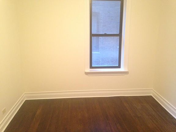 4th image of 1114 47th Ave