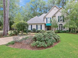 215 Fairway Ln, Madison, MS 39110