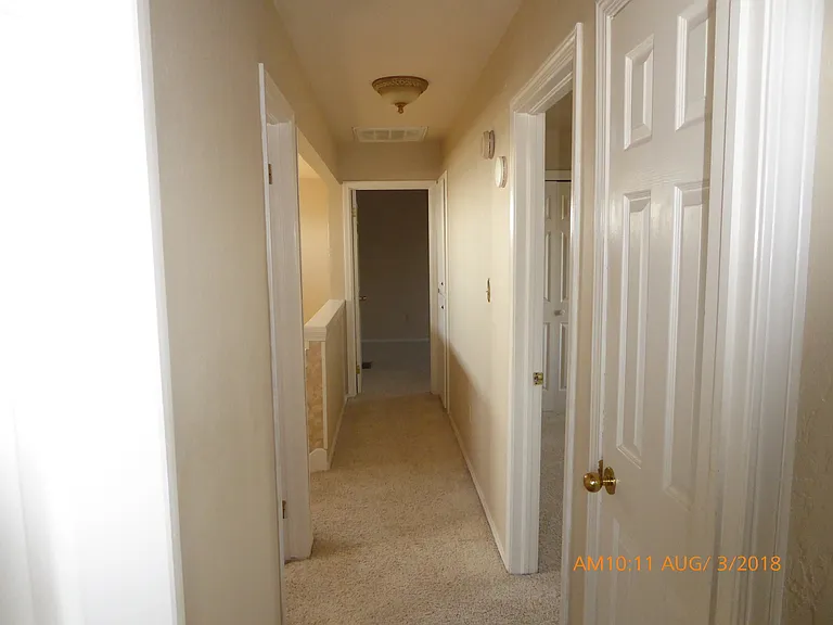 4302 SW Parkridge Blvd — Photo 23