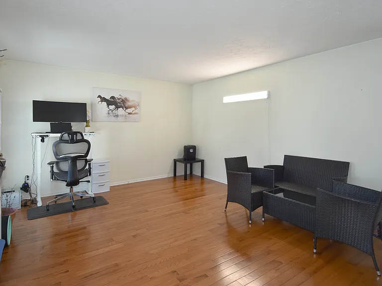 4008 Claridon Dr — Photo 8