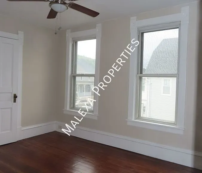 313 E Bertsch St #2 — Photo 11