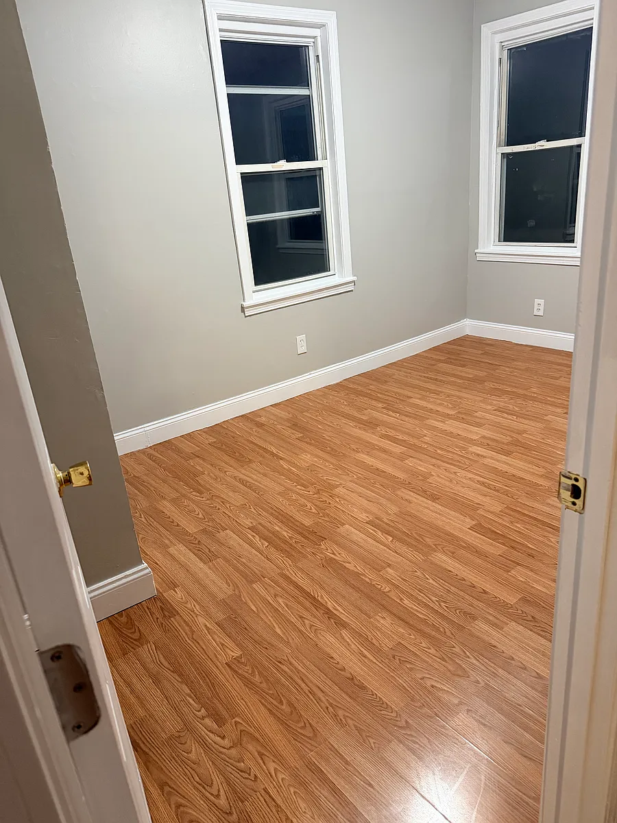 Building Photo - 39 Wamesit St #3