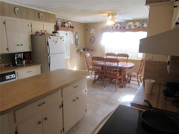 5th image of 1406 NE 7th St
