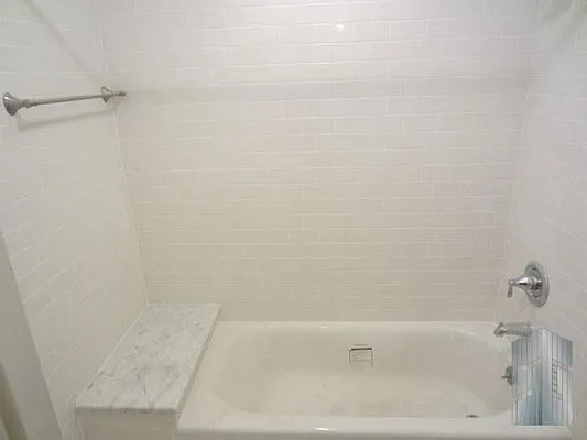 Rented by Skyline Group Real Estate | media 22