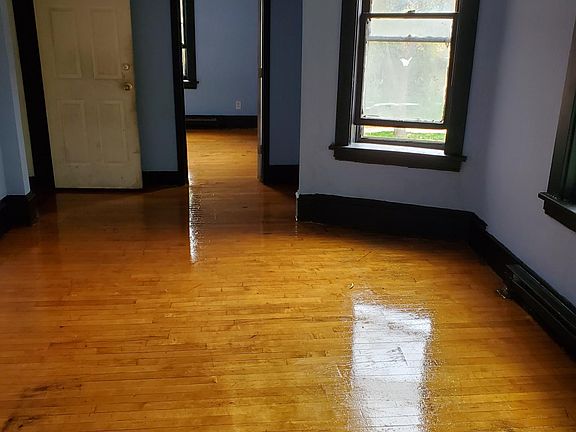 2nd image of 2211 Bryant Ave N #2