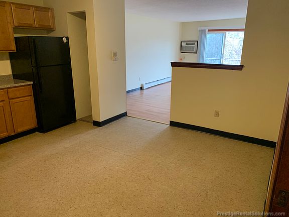 2nd image of 73A Manchester St APT 10