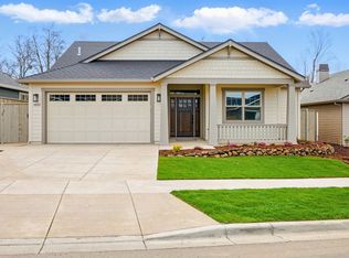 3924 Colorado Dr, Medford, OR